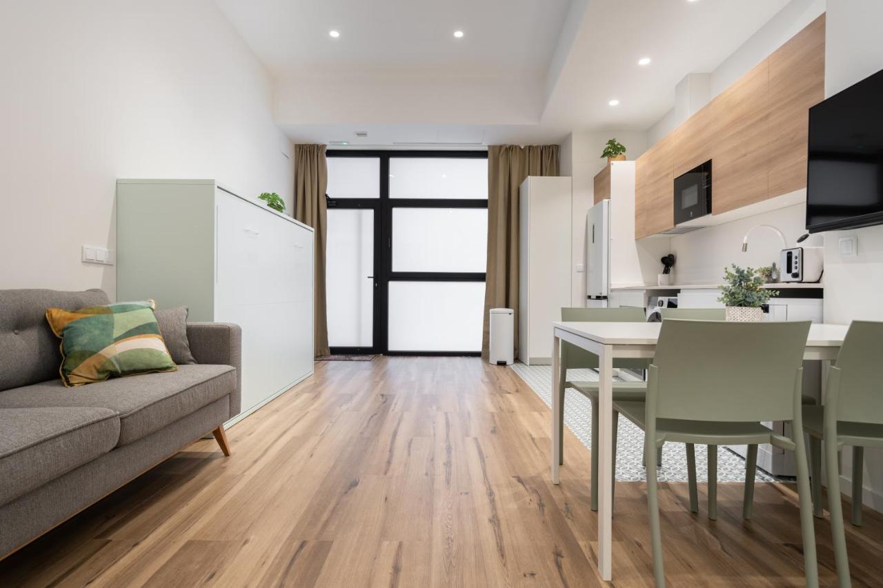 Marina Beach Apartments Valensiya Dış mekan fotoğraf