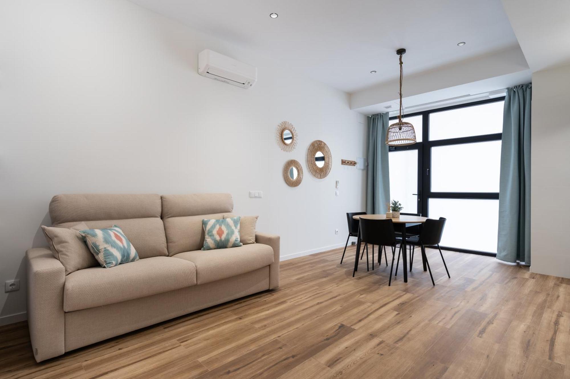 Marina Beach Apartments Valensiya Dış mekan fotoğraf